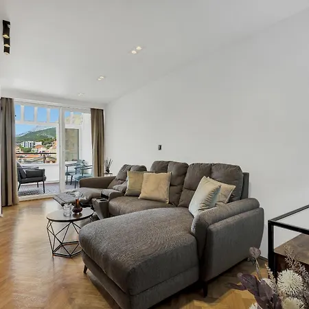 Sanja Center Appartement Makarska