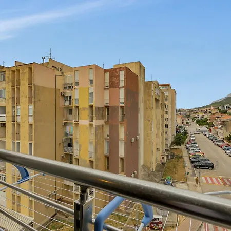 Apartment Sanja Center Makarska